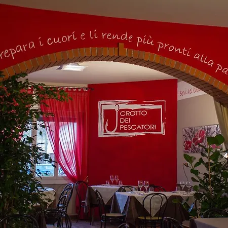 Alojamento de Acomodação e Pequeno-almoço Crotto Dei Pescatori Lezzeno
