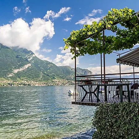 Bed & Breakfast Crotto Dei Pescatori 4*